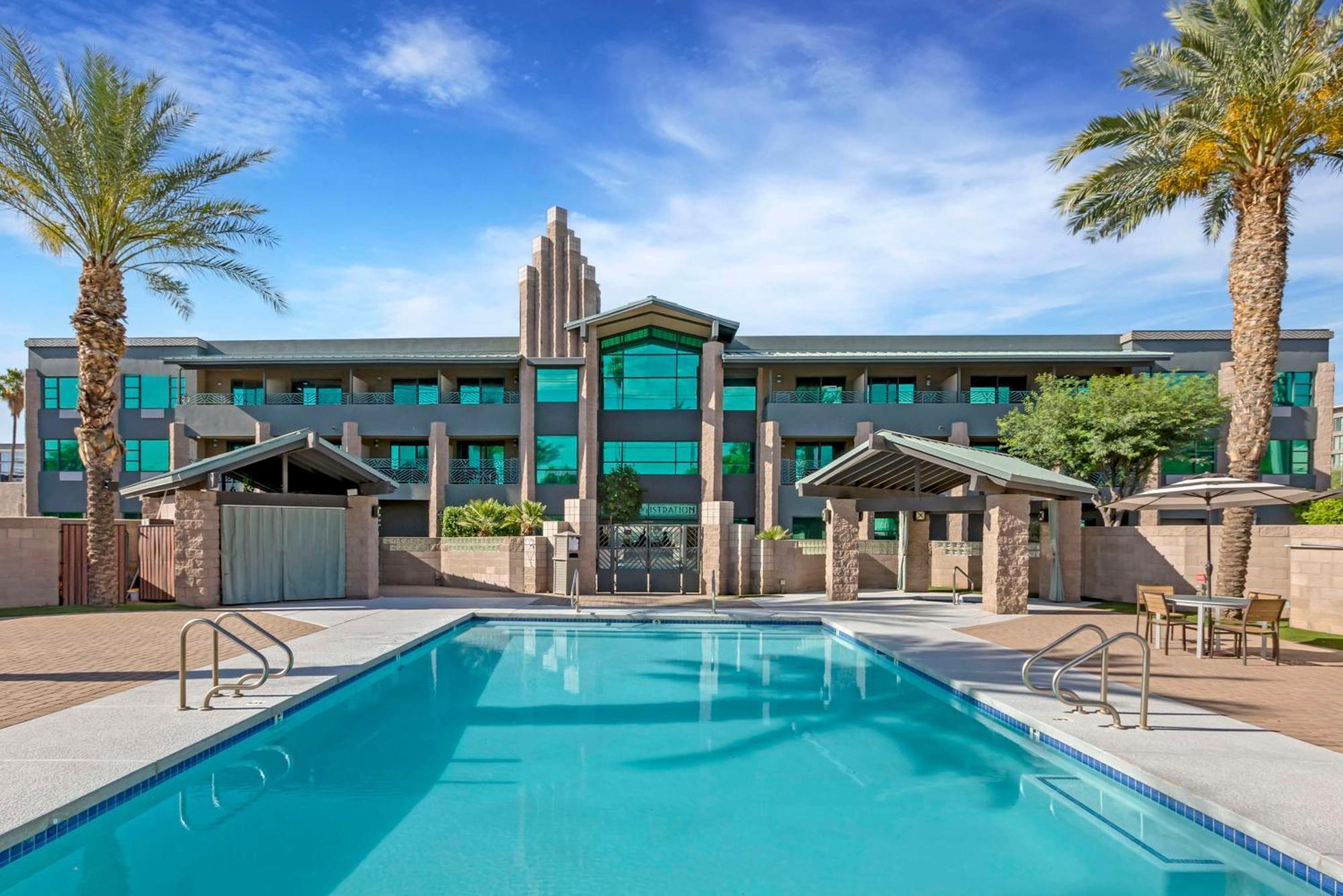 Best Western Plus Sundial Σκότσντεϊλ Εξωτερικό φωτογραφία