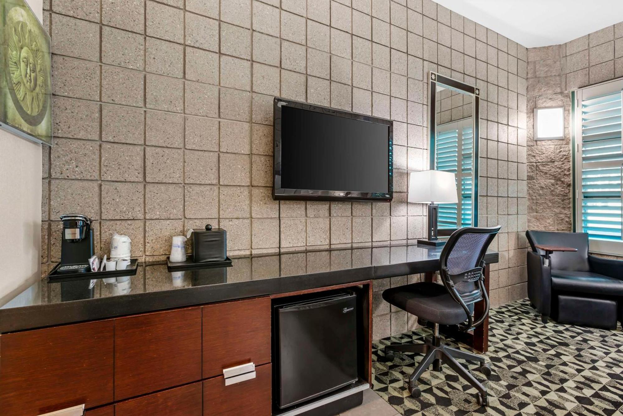 Best Western Plus Sundial Σκότσντεϊλ Εξωτερικό φωτογραφία